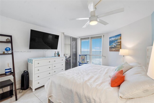 Building Photo - 6767 Collins Ave
