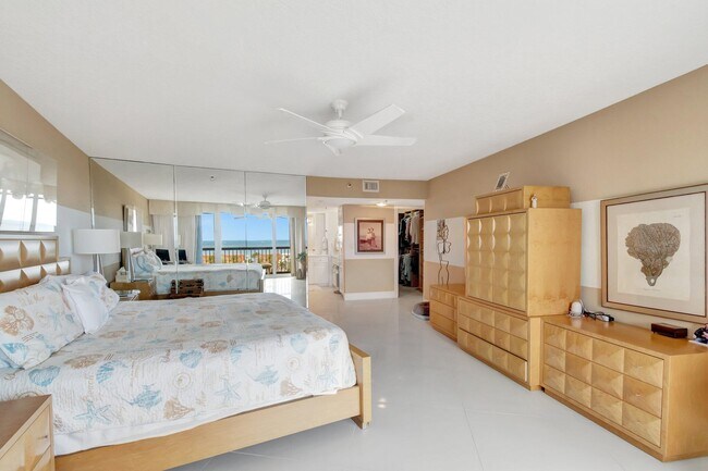 Building Photo - 4740 S Ocean Blvd