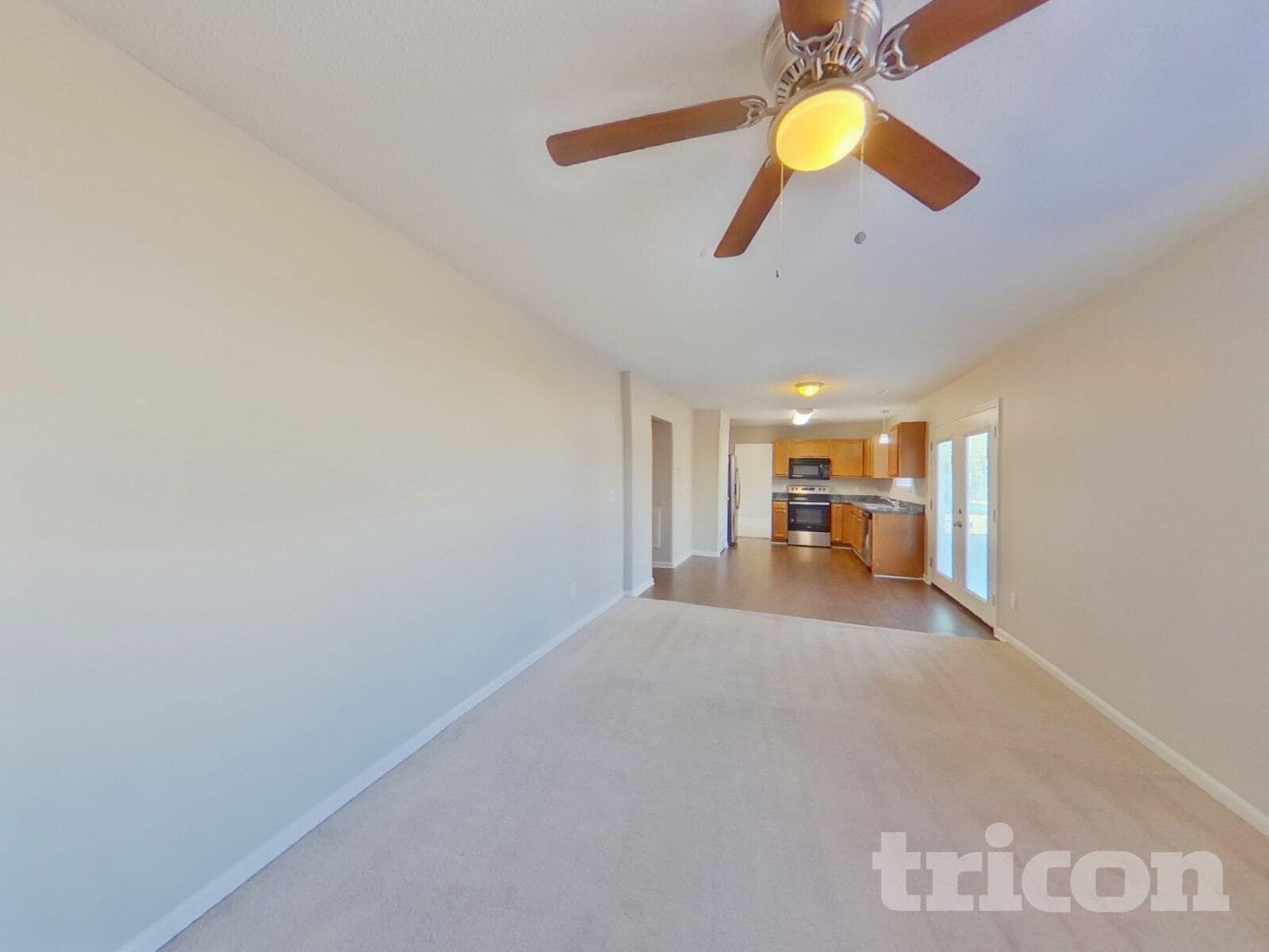 Building Photo - 732 Elderberry Ln