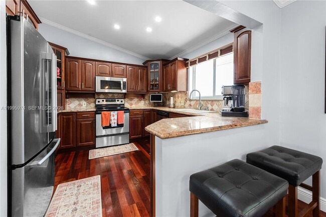 Building Photo - 670 NW 16th St