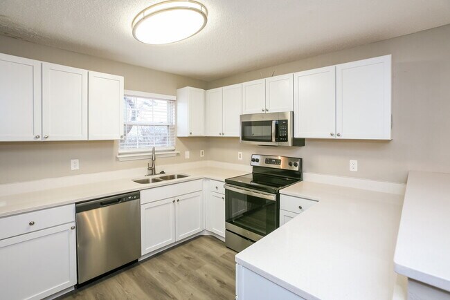 Building Photo - 4430 Autumn Crest Ct