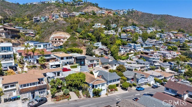 Building Photo - 2750 Solana Way