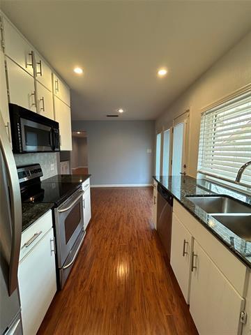 Building Photo - 2712 Scenic Hills Dr