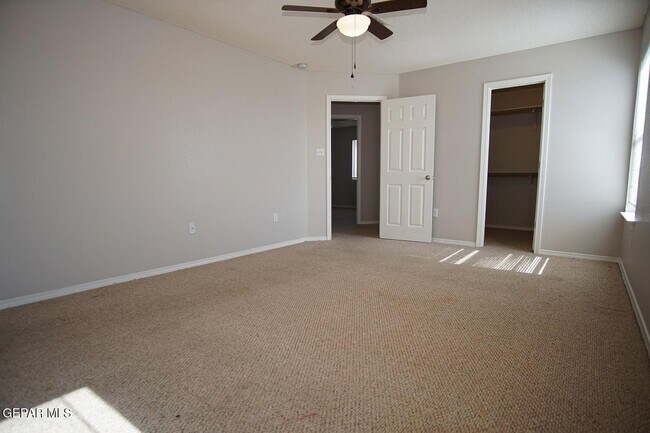 Building Photo - 14348 Smokey Point Dr