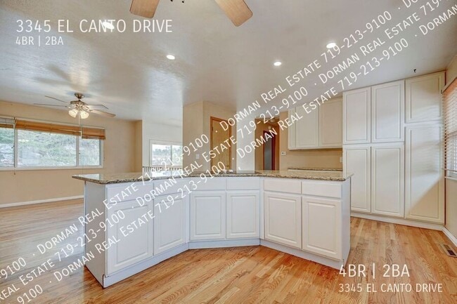 Building Photo - 3345 El Canto Dr