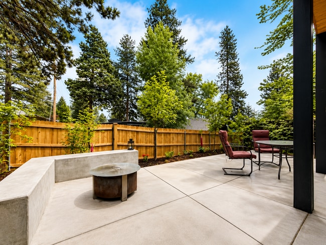 Building Photo - LUXURY CUSTOM HOME IN RIVER WEST!! DON'T MISS THIS ONE!