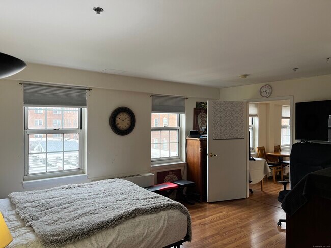 Building Photo - 59 Courtland Ave