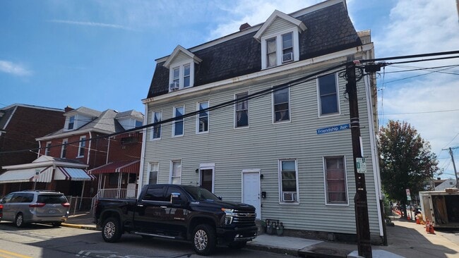 Building Photo - 4600 Friendship Ave