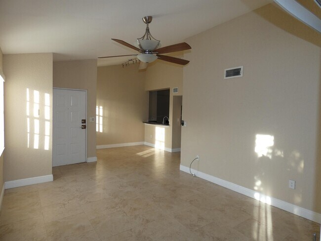 Building Photo - 2881 N Oakland Forest Dr