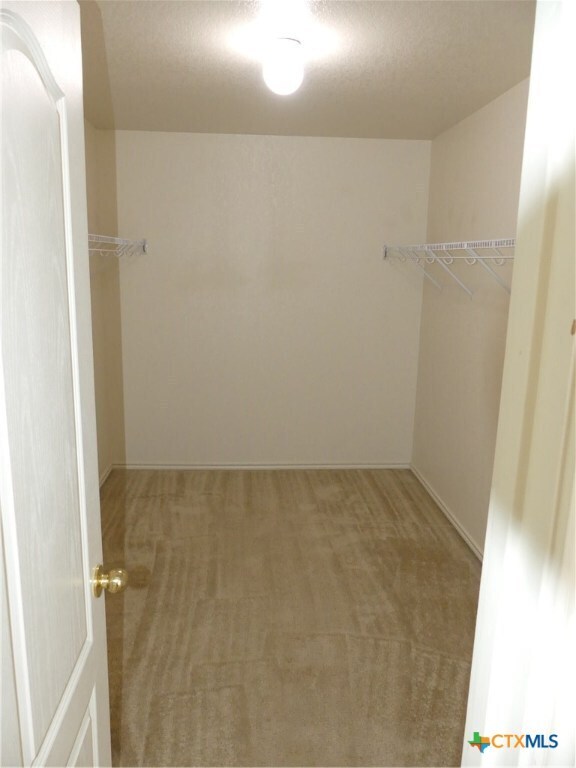 Building Photo - 664 Northern Lights Dr