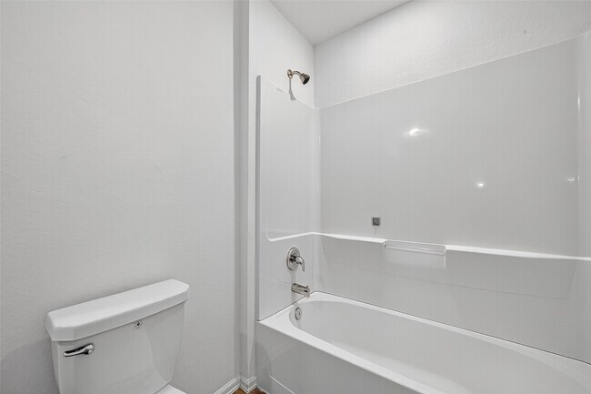 Building Photo - 27130 Breakaway Ln