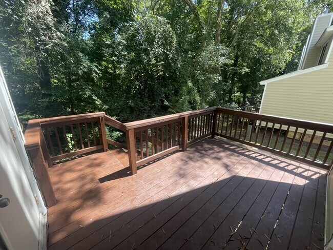 Building Photo - 6140 Loch Laural Ln