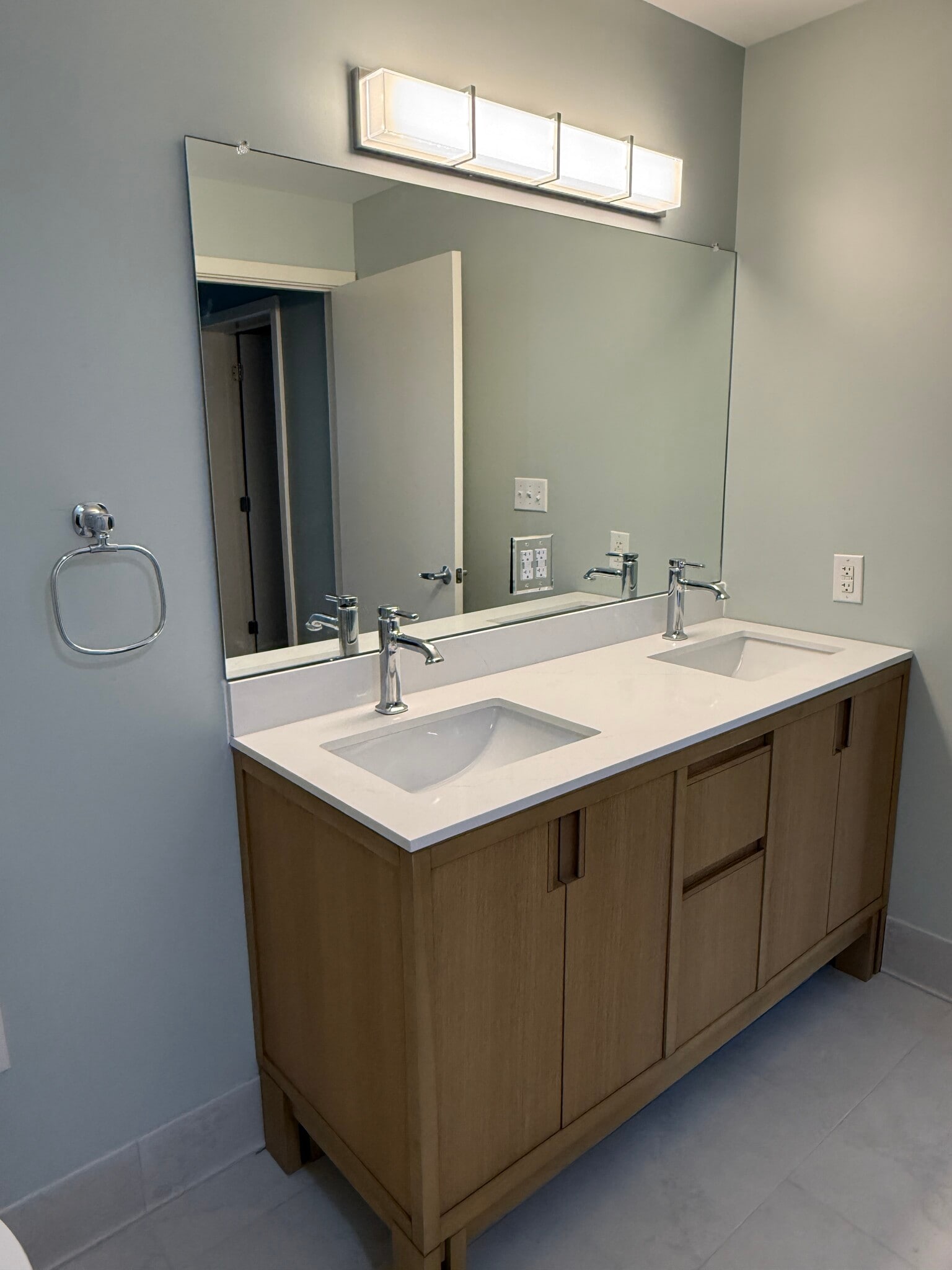 Building Photo - 530 Harlan Blvd