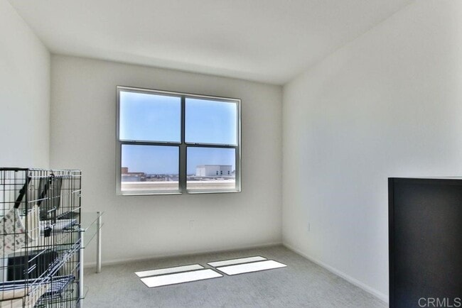 Building Photo - Newer 3 Bedroom Townhouse Near Otay Ranch ...