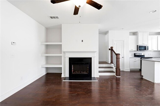 Building Photo - 1881 Plainsboro Dr