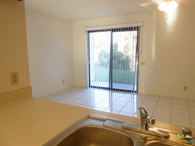 Building Photo - 64 Lakeview Cir