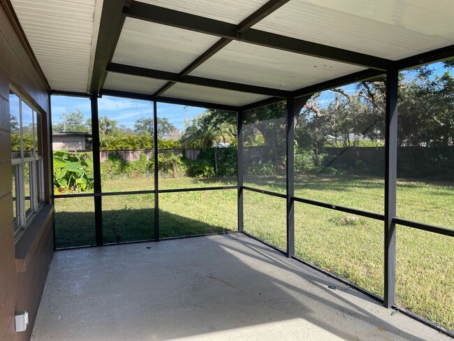 Building Photo - 3/2 Home in Winter Park Estates.