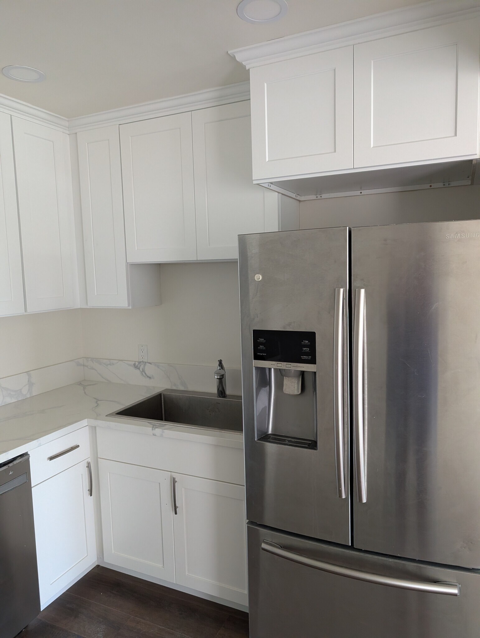 Unit A - Kitchen (right side) - 5011 Stacy St