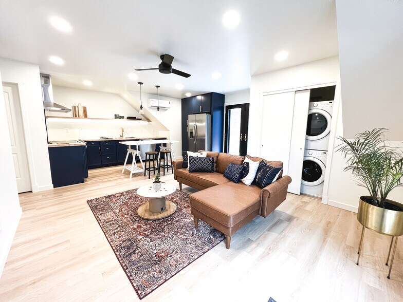 Building Photo - 2520 Jefferson Ave