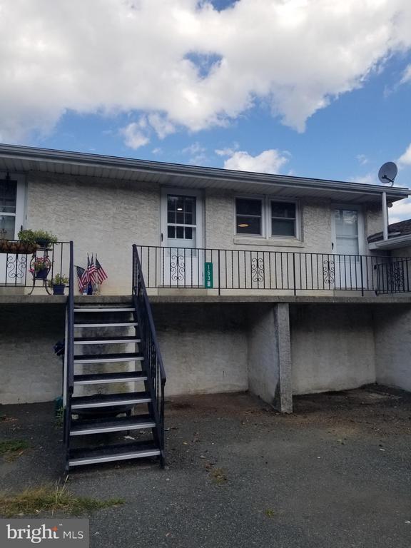 Building Photo - 163 Passmore Rd