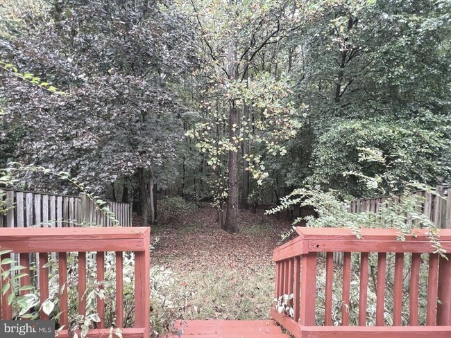 Building Photo - 2610 Streamview Dr