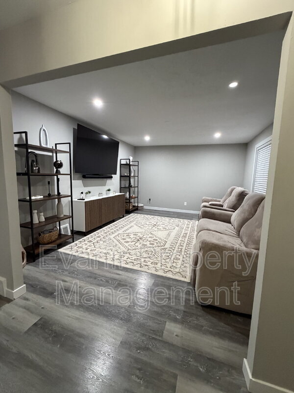 Building Photo - 11884 Hamden Dr