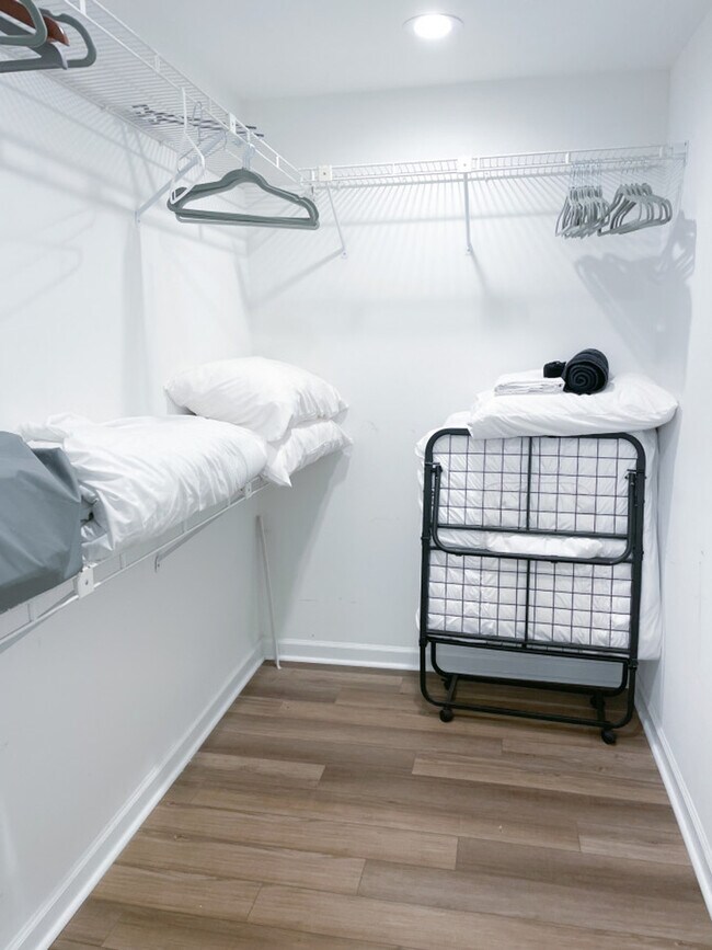 Building Photo - 16920 Landover Rd