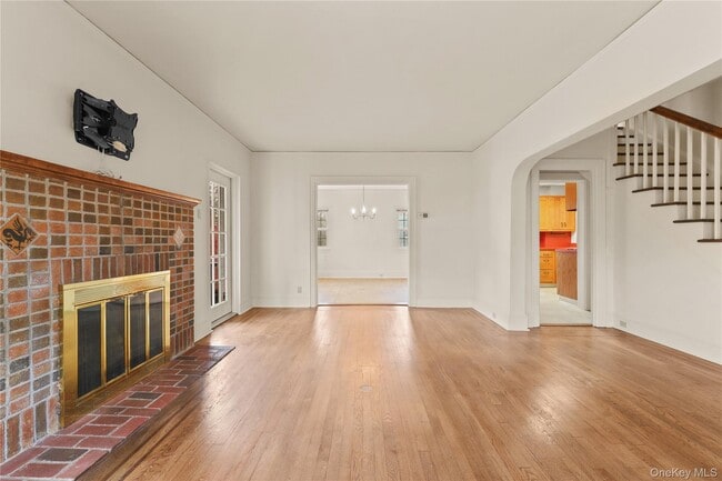 Building Photo - 1 Rutgers Pl