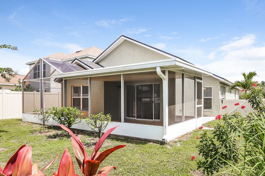 Building Photo - 7875 Bristol Park Dr