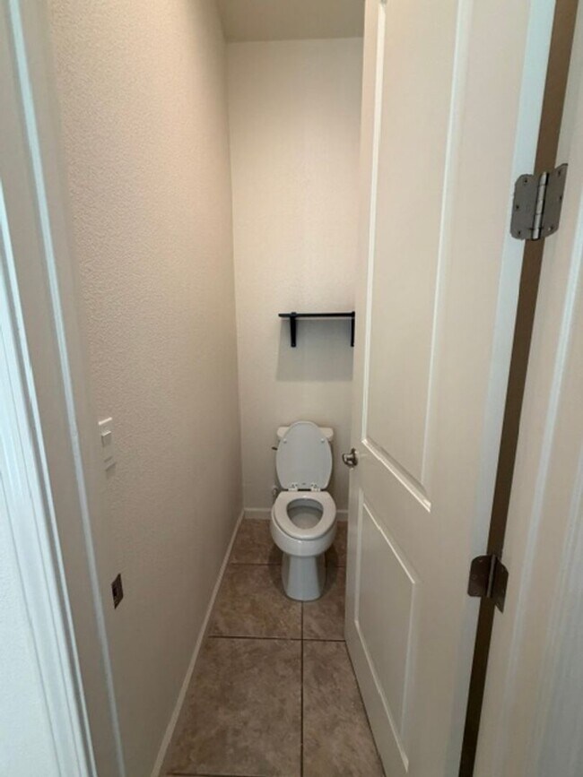 Building Photo - 362 Olivadi Way