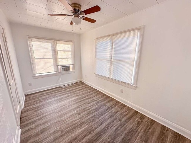 Building Photo - 1409 10th St