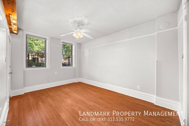 Building Photo - 1124 N Wolcott Ave