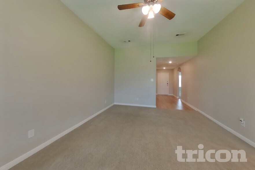Building Photo - 7715 Vacek Meadows Loop