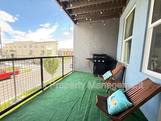 Building Photo - 5311 Canary Grass Wy
