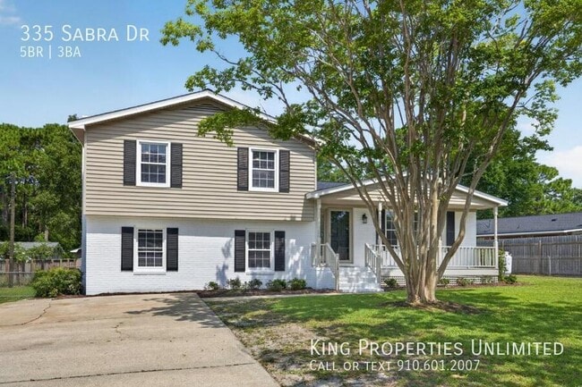 Building Photo - 335 Sabra Dr