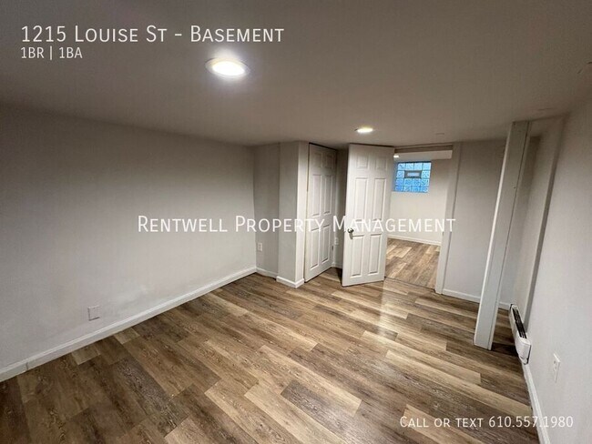 Building Photo - 1215 Louise St