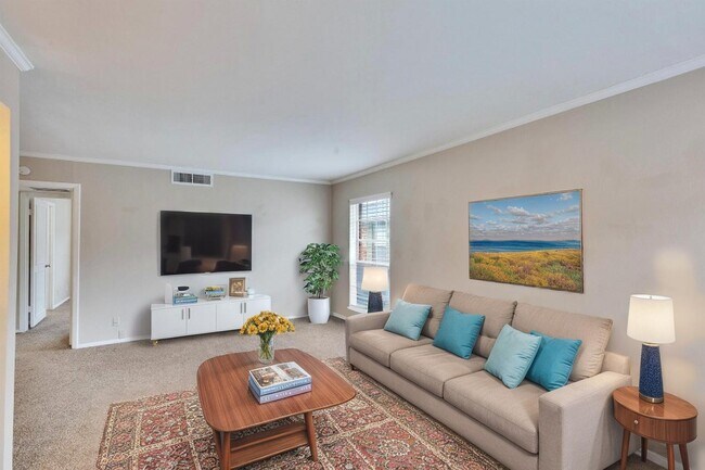 Building Photo - 7920 Rockwood Ln