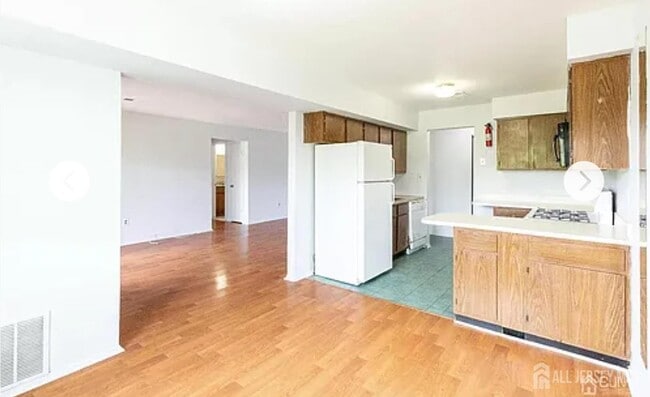 Building Photo - 1705 Green Hollow Dr