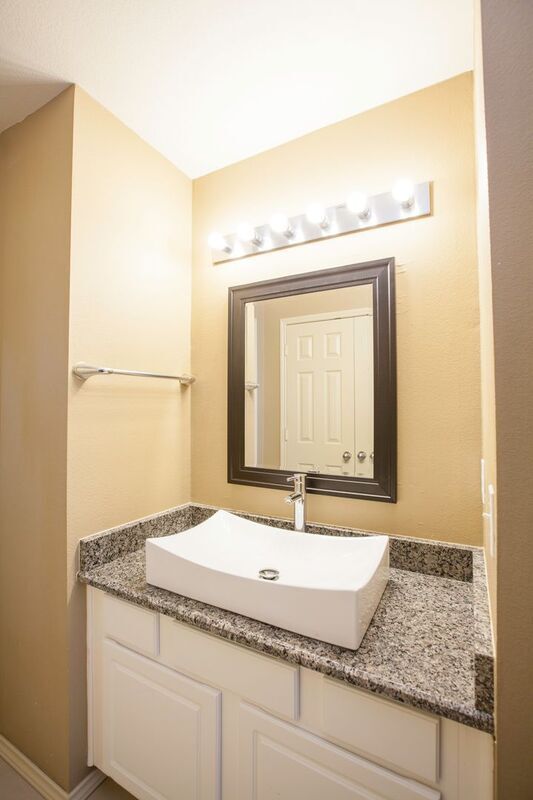 Building Photo - 11544 Blackhawk Dr