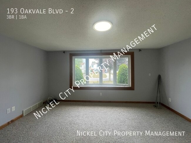 Building Photo - 193 Oakvale Blvd