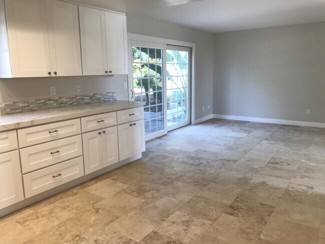 Building Photo - 2132 Dons Way