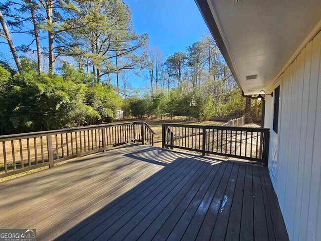 Building Photo - 683 Ginger Cake Rd