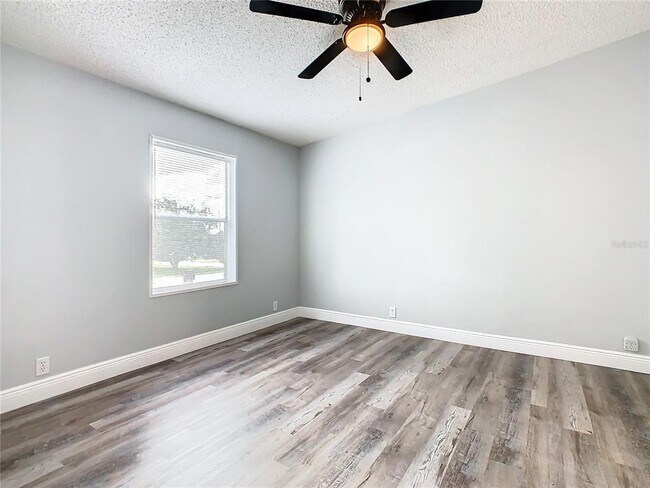 Building Photo - 318 San Pablo Cir