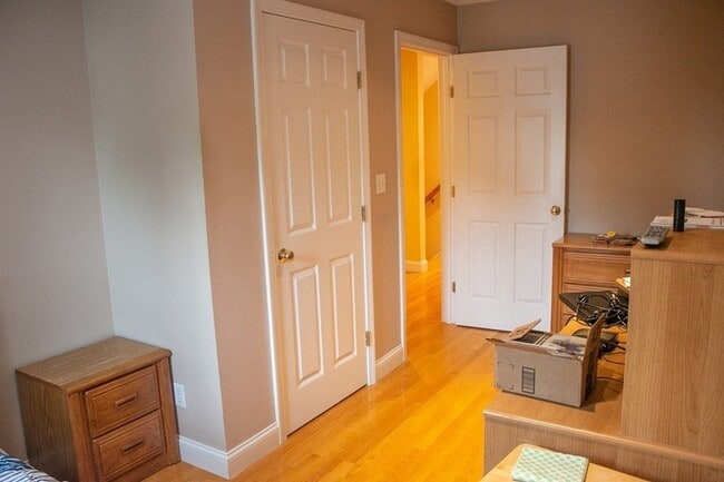 Building Photo - 4 Humphrey St