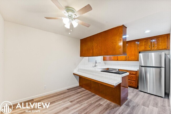 Building Photo - 7572 Amazon Dr