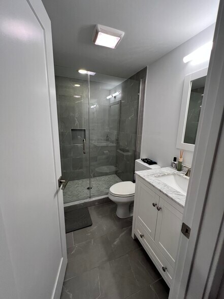 Building Photo - 753 N 20th St