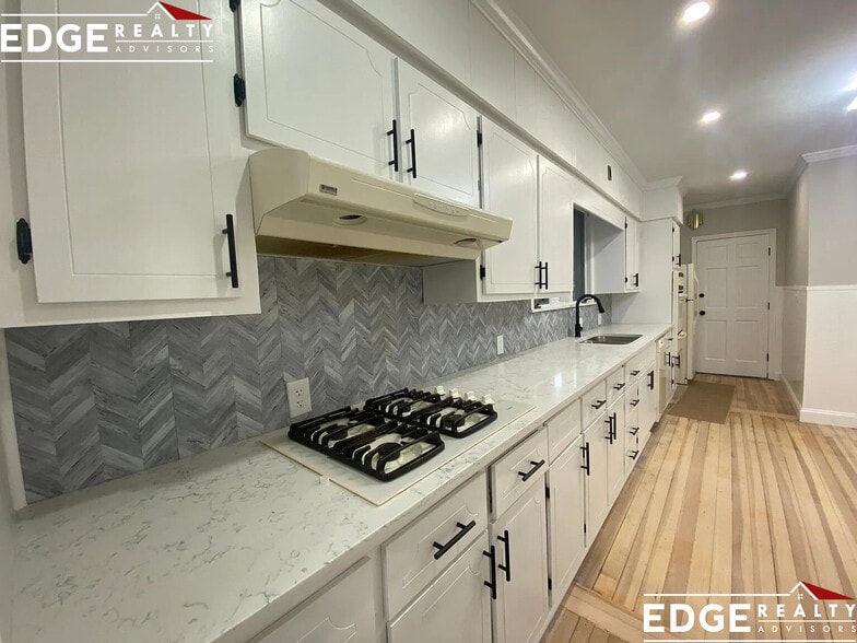 Building Photo - 78 Wallingford Rd