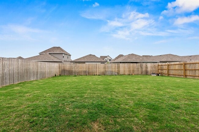 Building Photo - 405 Perry Pl