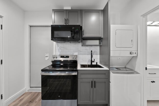 Building Photo - 27477 Pamplico Dr