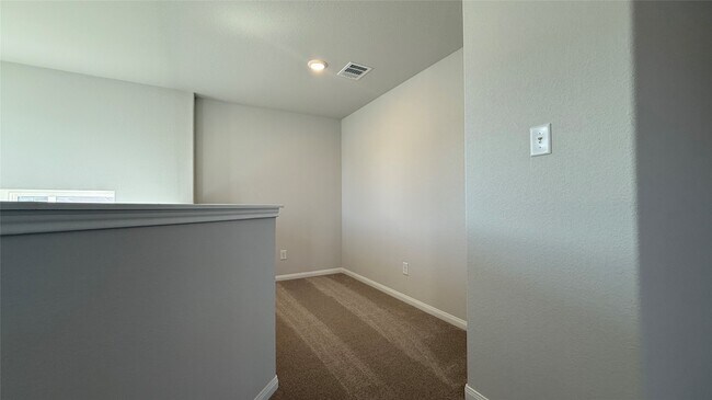 Building Photo - 2340 Mooneye Ct